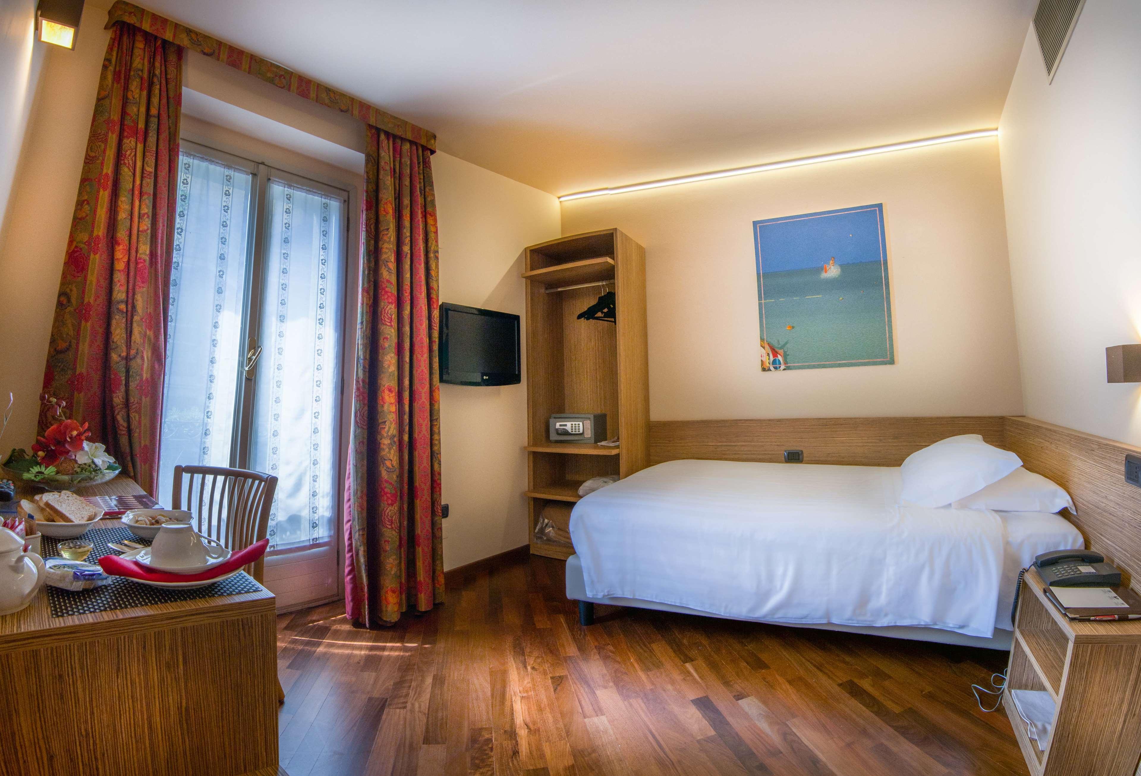 Hotel Regina 밀라노 외부 사진