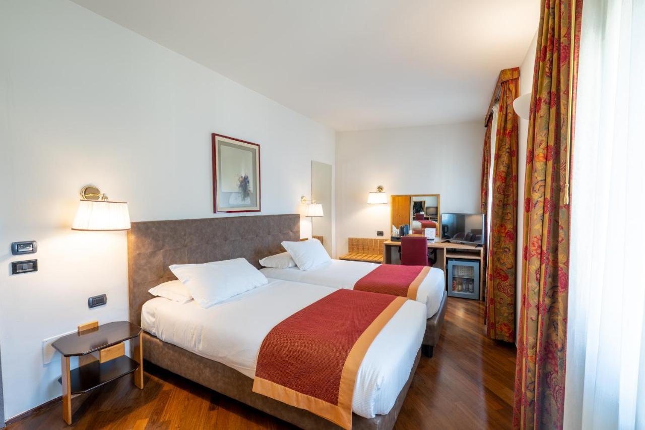 Hotel Regina 밀라노 외부 사진
