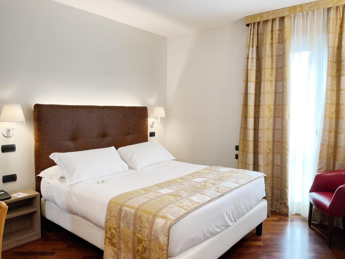 Hotel Regina 밀라노 외부 사진