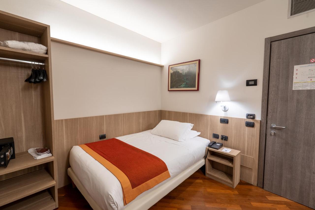 Hotel Regina 밀라노 외부 사진